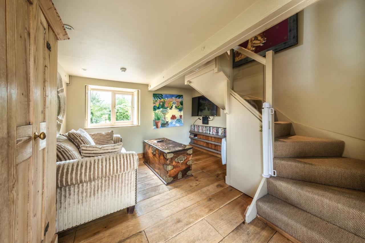 Wiveton Bell Hotel Blakeney  Eksteriør billede